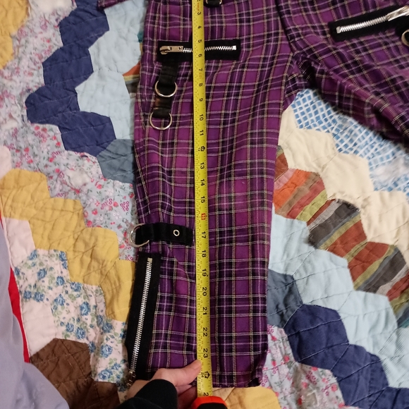 Purple Plaid Knee Length Pants - Picture 15 of 16